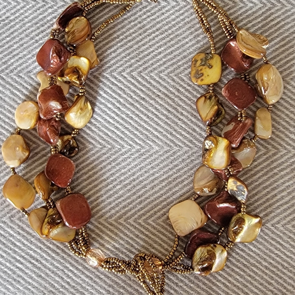 Beaded necklace